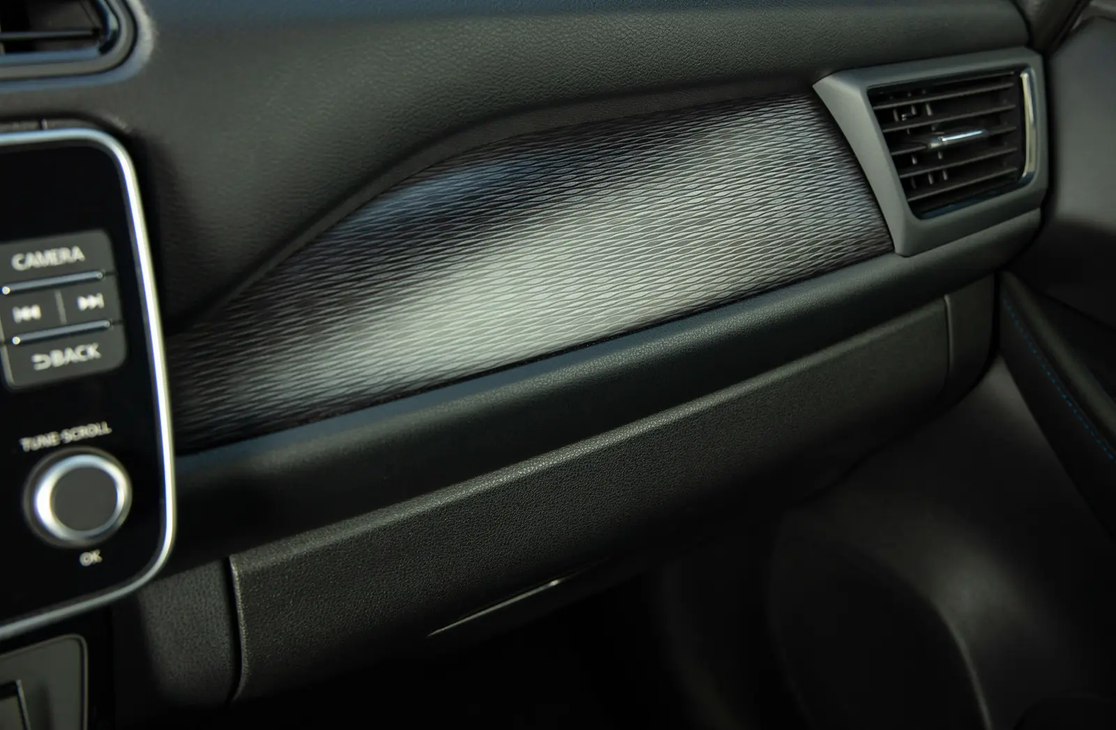 Nissan Leaf 2025 S Interior